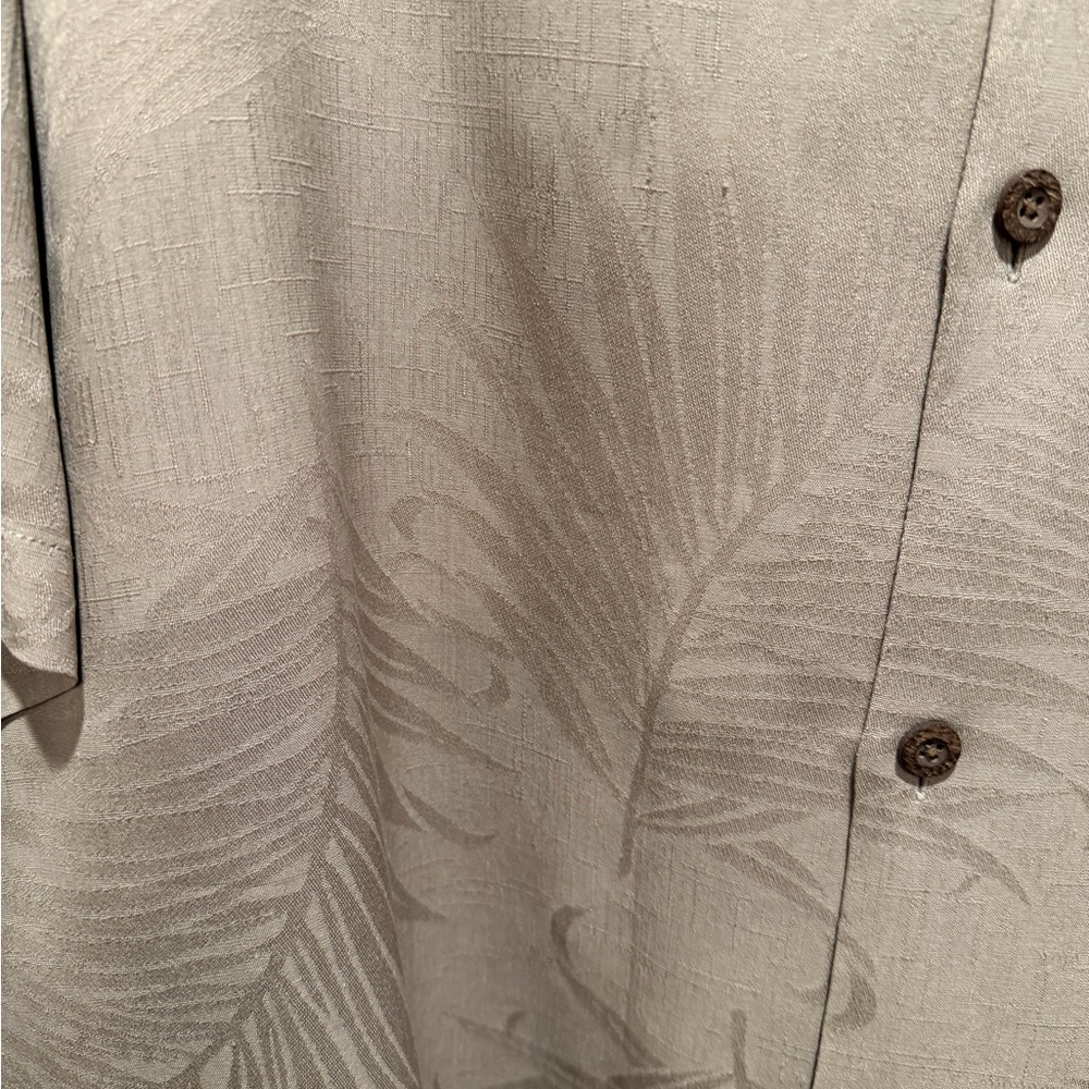 Tommy Bahama Light Beige Linen-Texture Shirt with Coral Logo Embroidery - Picture 3 of 5